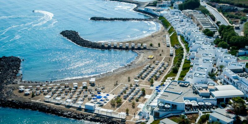 Knossos Beach Bungalows & Suites