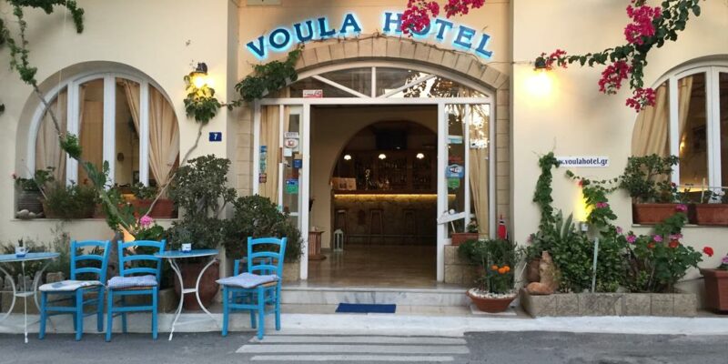Voula Hotel & Apartments