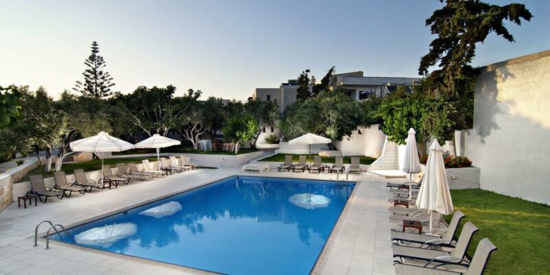 Ourania Apartments Hotel